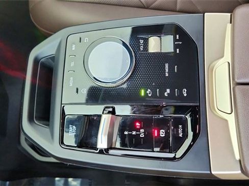 Used 2022 BMW iX xDrive50 w/ Premium Package image 49