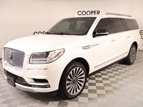 Used 2019 Lincoln Navigator L Reserve AWD/4WD image 11