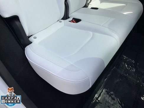 Used 2023 Tesla Model Y Performance image 54