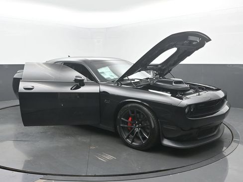 Used 2023 Dodge Challenger R/T w/ Plus Package RWD image 51