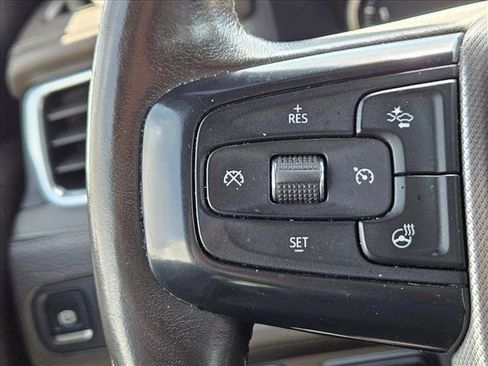 Used 2021 GMC Yukon Denali w/ Denali Premium Package AWD/4WD image 25
