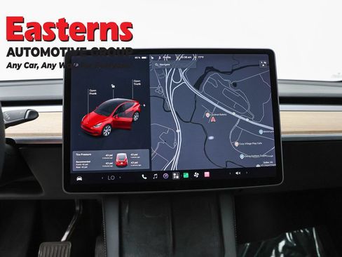Used 2021 Tesla Model Y Long Range AWD/4WD image 12