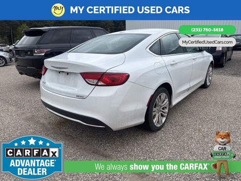 Used 2015 Chrysler 200 Limited w/ Convenience Group FWD image 5