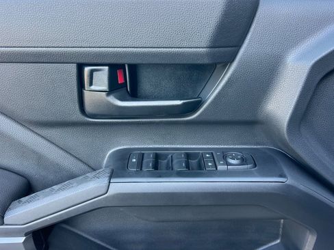 Used 2025 Toyota Tacoma SR5 image 12