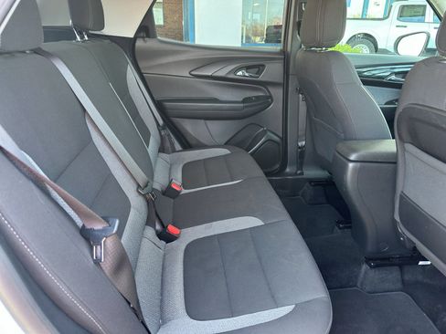 Used 2025 Chevrolet TrailBlazer LT image 29