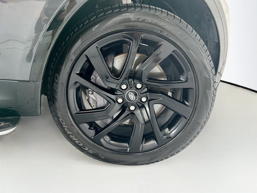 Used 2022 Land Rover Discovery HSE R-Dynamic AWD/4WD image 31