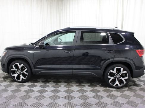 Used 2022 Volkswagen Taos SEL AWD/4WD image 35