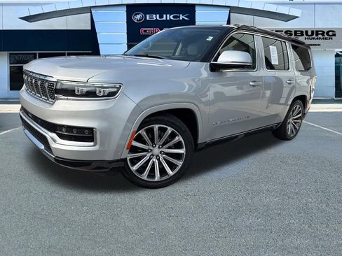 Used 2022 Jeep Grand Wagoneer Series I w/ Flexible Seating Group AWD/4WD image 3