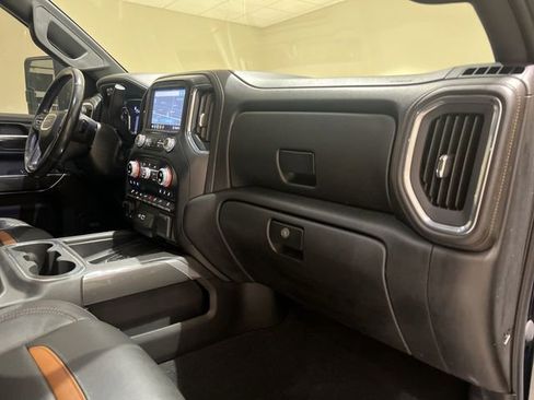 Used 2020 GMC Sierra 2500 AT4 w/ AT4 Premium Package image 27