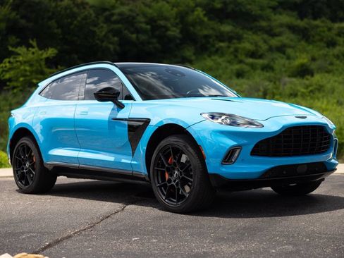Used 2021 Aston Martin DBX AWD/4WD image 9