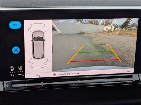 Used 2025 Volkswagen Atlas SE image 15