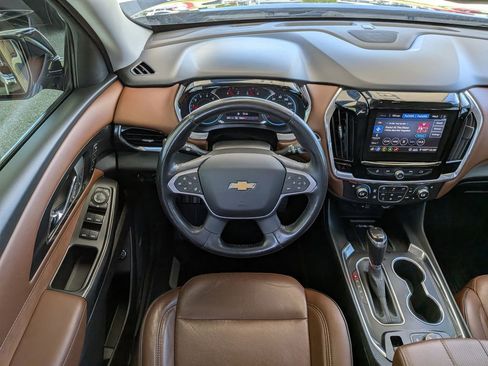 Used 2020 Chevrolet Traverse High Country w/ LPO, Floor Liner Package AWD/4WD image 15