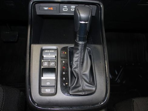 Used 2024 Honda CR-V EX image 16