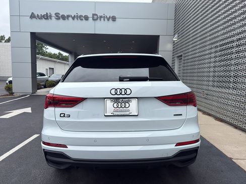 Certified 2025 Audi Q3 2.0T Premium w/ Black Optic Sport Package AWD/4WD image 4