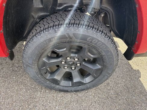 Used 2025 RAM 1500 Big Horn image 12