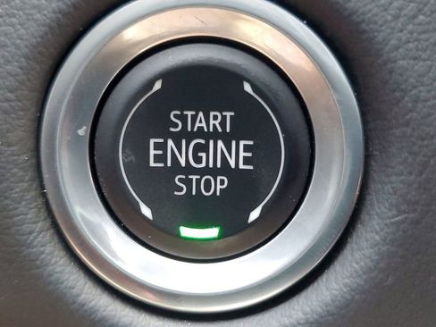 Used 2024 Chevrolet Tahoe High Country w/ Advanced Technology Package image 39