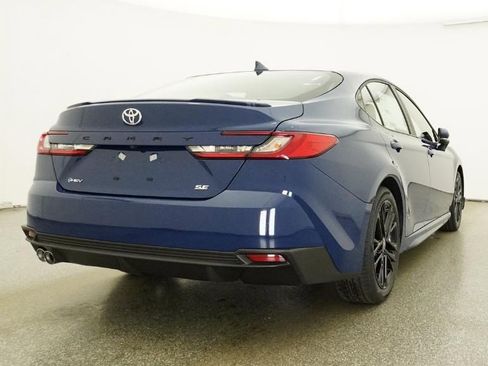 New 2026 Toyota Camry SE FWD image 6