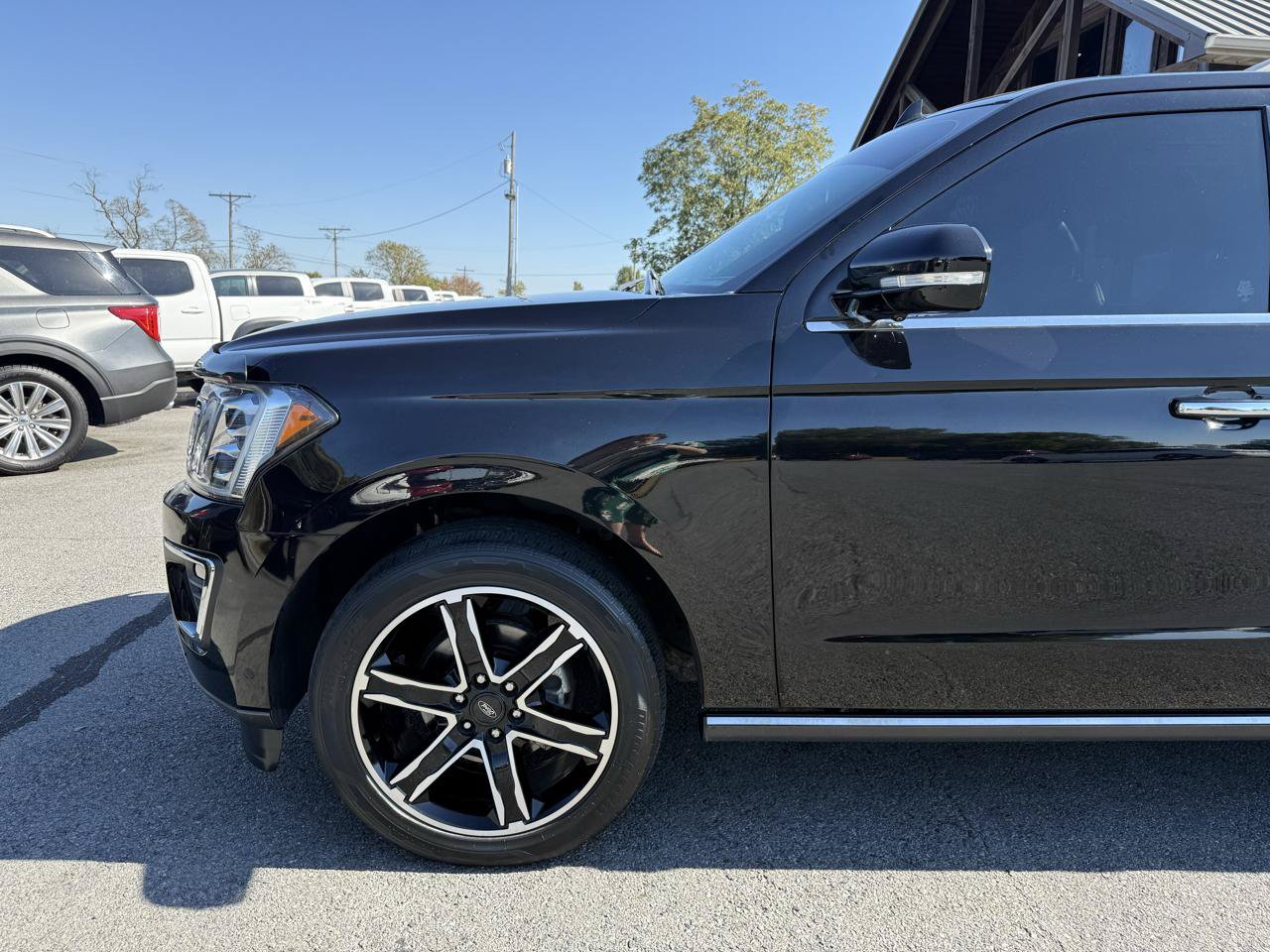 Used 2021 Ford Expedition Limited AWD/4WD image 44