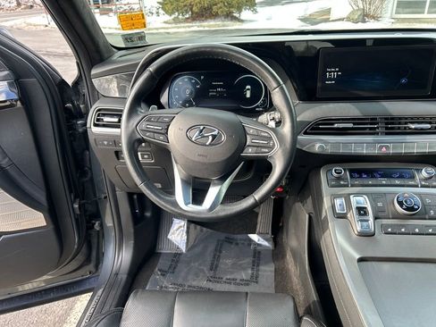 Used 2022 Hyundai Palisade Calligraphy image 13
