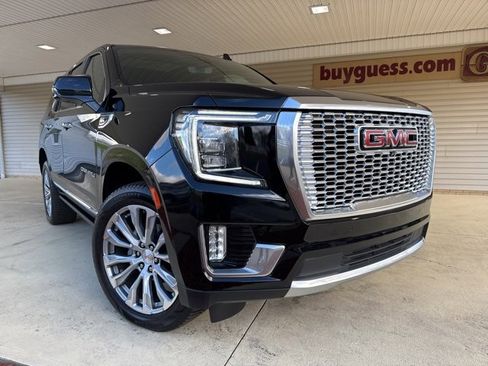 Used 2021 GMC Yukon Denali w/ Denali Ultimate Package image 2