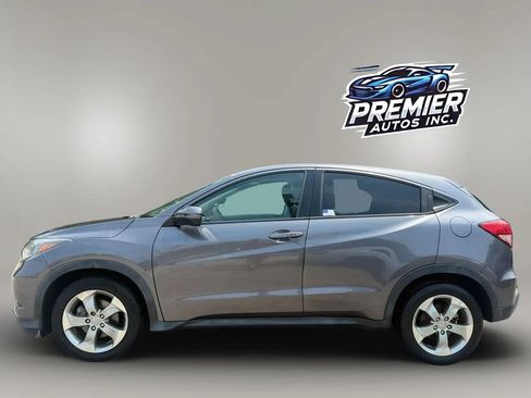 Used 2017 Honda HR-V EX image 4