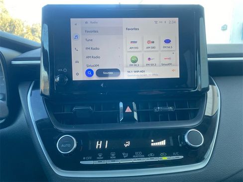 Used 2024 Toyota Corolla LE image 24