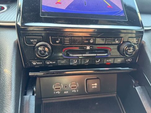 Used 2024 Jeep Grand Cherokee Laredo X w/ Luxury Tech Group I image 28