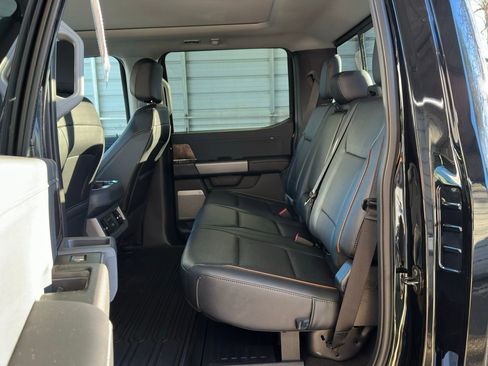 Used 2026 Ford F250 Lariat w/ Tremor Off-Road Package image 16