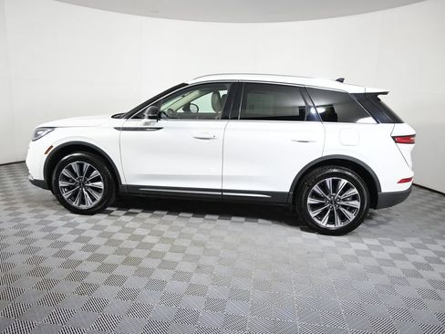 Used 2022 Lincoln Corsair Reserve w/ Elements Package AWD/4WD image 3
