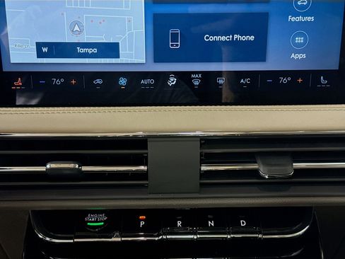 Used 2024 Lincoln Corsair Grand Touring image 19