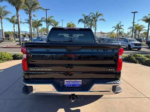 Used 2023 Chevrolet Silverado 1500 LTZ image 4