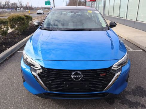 Certified 2025 Nissan Sentra SR FWD image 6