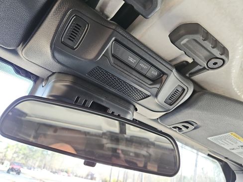 Used 2024 Jeep Gladiator Mojave w/ Safety Group image 28