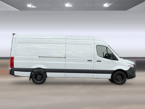 New 2025 Mercedes-Benz Sprinter 2500 image 7