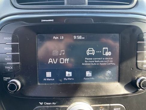 Used 2018 Kia Soul + FWD image 21