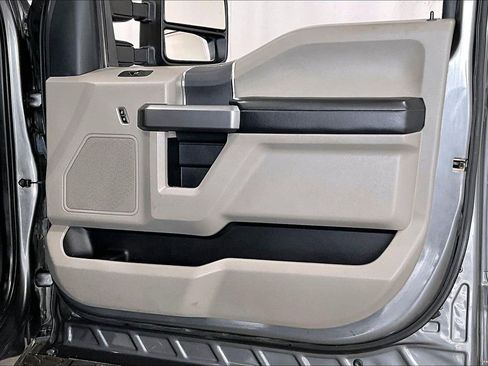 Used 2022 Ford F250 XLT w/ XLT Value Package image 26