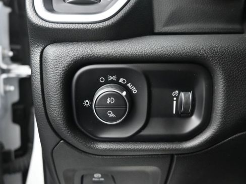 Used 2024 RAM 1500 Big Horn AWD/4WD image 14