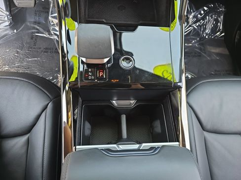 Certified 2025 Land Rover Range Rover Sport AWD/4WD image 26