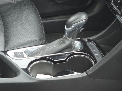 Used 2022 Buick Encore GX Essence w/ Advanced Technology Package image 26