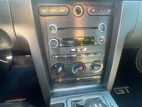 Used 2008 Ford Mustang GT Premium image 18