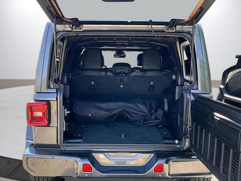 Certified 2021 Jeep Wrangler Unlimited Sahara AWD/4WD image 25