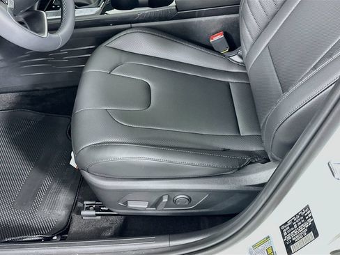 New 2026 Hyundai Elantra Limited FWD image 20