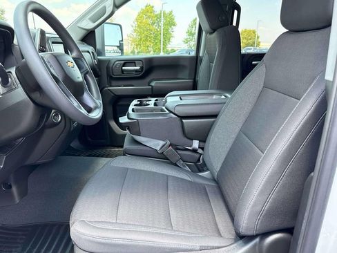 New 2026 Chevrolet Silverado 2500 Custom w/ Custom Value Package AWD/4WD image 9