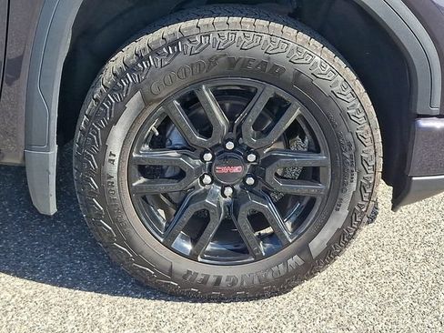 Used 2024 GMC Sierra 1500 Elevation w/ LPO, Elevation Black Package AWD/4WD image 29