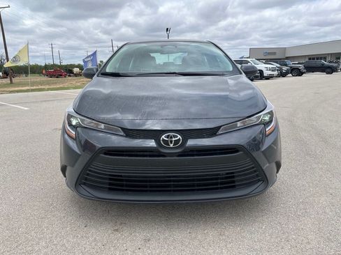 Used 2026 Toyota Corolla LE FWD image 8