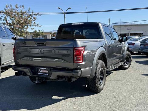 Used 2017 Ford F150 Raptor w/ Equipment Group 802A Luxury image 11