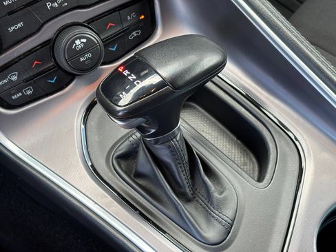 Used 2022 Dodge Challenger GT AWD/4WD image 19