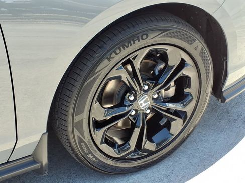 Certified 2025 Honda Accord SE image 21