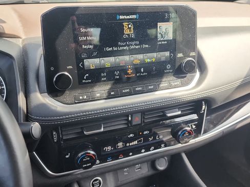 Used 2023 Nissan Rogue SL w/ SL Premium Package AWD/4WD image 12