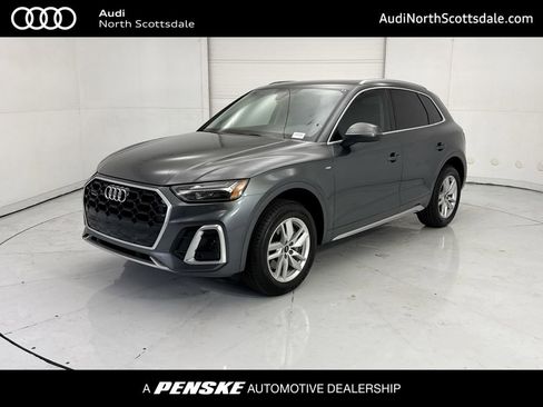 Certified 2023 Audi Q5 2.0T Premium w/ Convenience Package AWD/4WD image 1